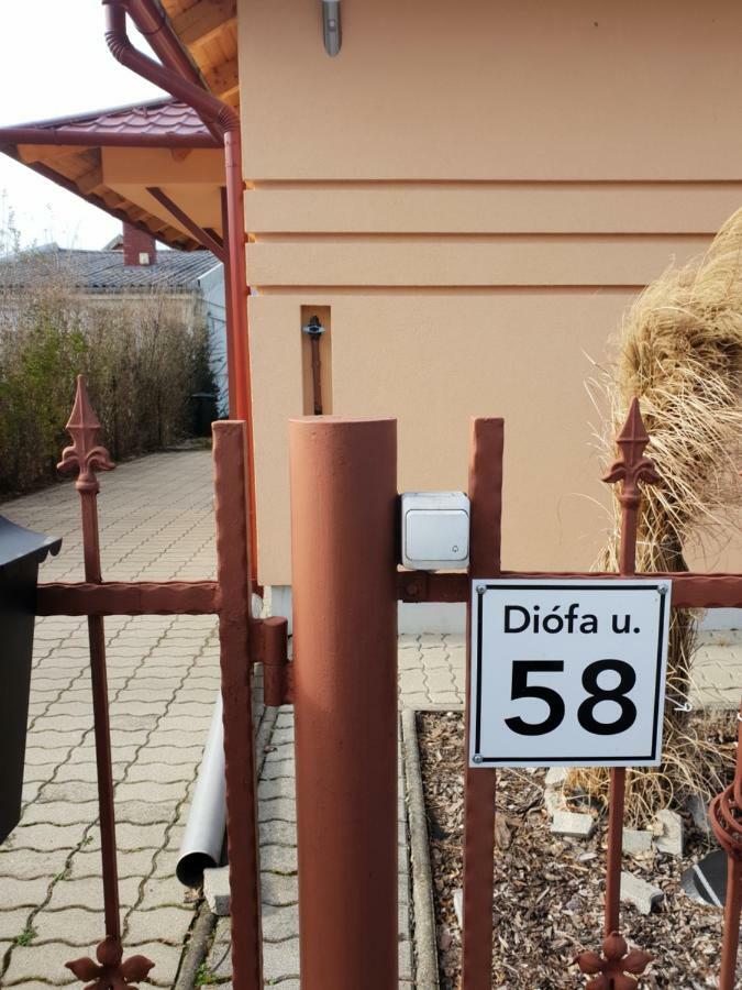 Zseki Apartman Hajdúszoboszló Eksteriør billede